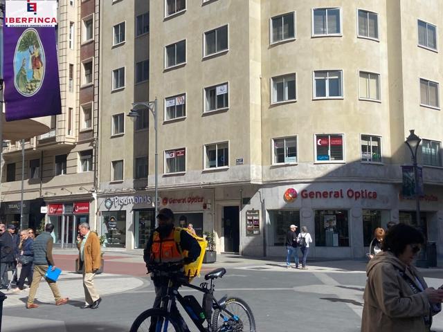 Oficina En alquiler en Centro, Valladolid photo 0