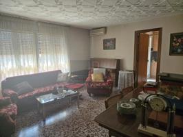 Piso En venta en Lleida photo 0