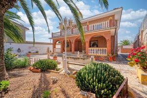 Casa En venta en Alcolea De Calatrava, Alcolea De Calatrava photo 0