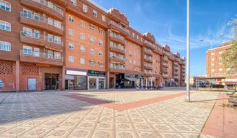 Local en Avenida Juan Carlos I en Cuenca photo 0
