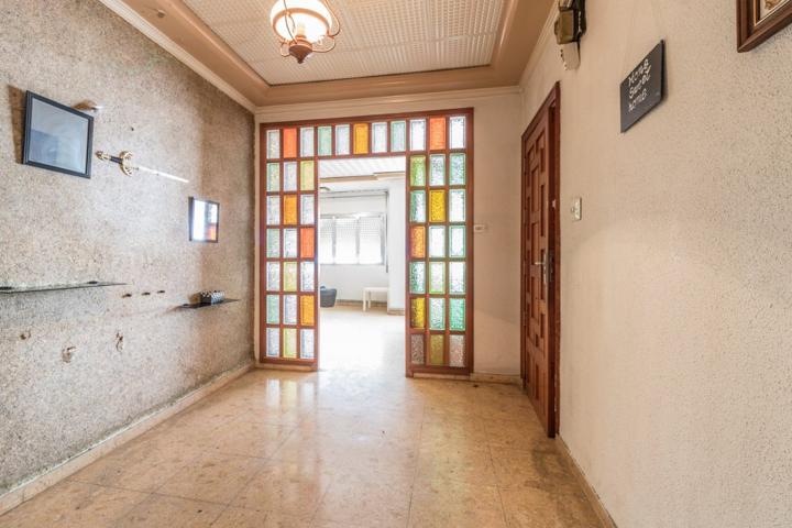 Edificio con gran potencial en Carlet photo 0