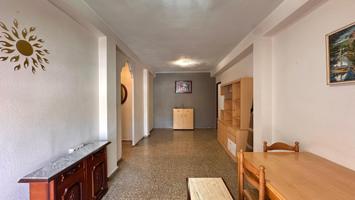 Piso en Calle Vilanueva, bar olivero. photo 0