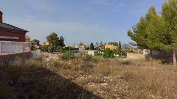 GRAN TERRENO URBANO EN LA URBANIZACIÓN PLA DE LES CLOTXES, BENIFAIÓ photo 0