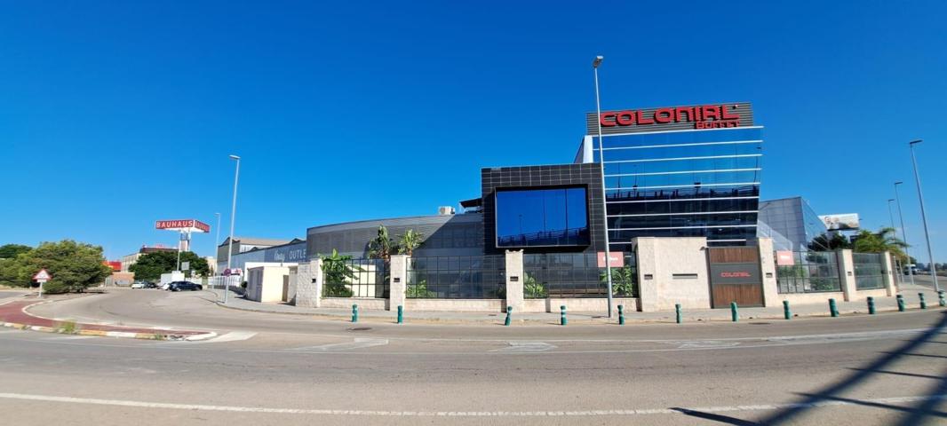 CONJUNTO DE NAVES COMERCIALES EN ALFAFAR photo 0