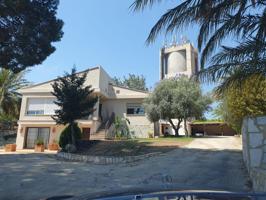 ESTUPENDO CHALET EN URBANIZACIÓN MONTE JUCAR, ALBERIC photo 0