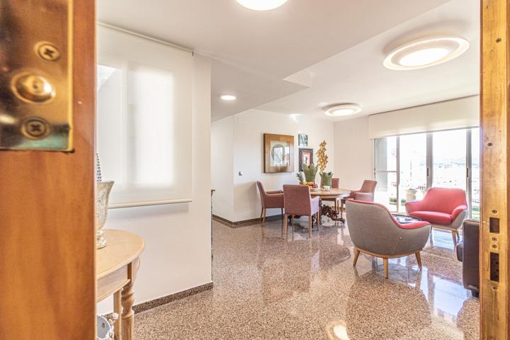 EXCLUSIVO ÁTICO A LA VENTA EN ALZIRA photo 0