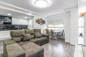 Vivienda con estilo y confort en Carlet, lista para entrar a vivir photo 0