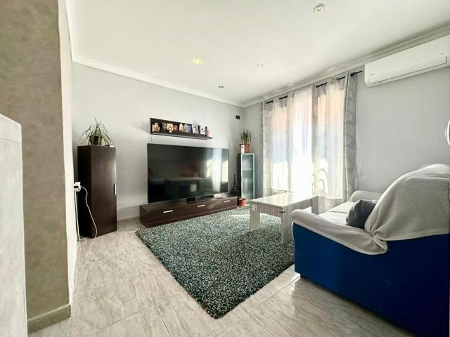 🏡 Piso reformado en venta en Alzira photo 0