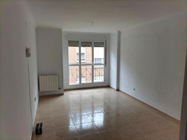 SE VENDE ESTUPENDO PISO EN ZONA AVDA DE MADRID photo 0