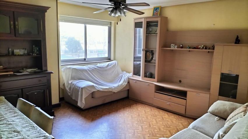 DISPONIBLE A LA VENTA PISO EN PALENCIA EN ZONA AVE MARIA photo 0