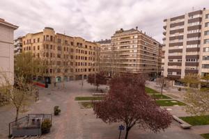 PISO EN VENTA EN EL CORAZÓN DE VALLADOLID, PLAZA SAN MIGUEL ¡¡¡UNA UBICACIÓN INMEJORABLE!!! photo 0