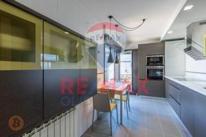 Espectacular duplex con piscina comunitaria photo 0