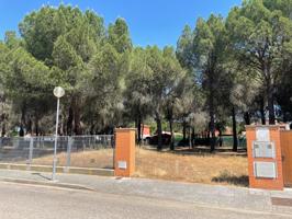 ESTUPENDO TERRENO URBANO EN ALDEAMAYOR GOLF photo 0
