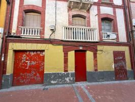 En venta casa en el centro de Olmedo!! photo 0