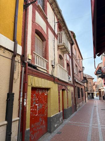 Casa en venta: en pleno centro de Olmedo!! photo 0