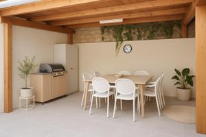 Casa con patio en el centro histórico de Dueñas photo 0