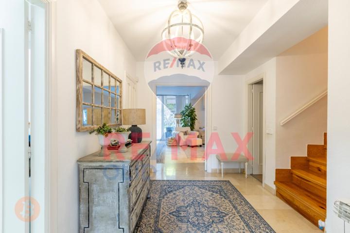 Espectacular Adosado en la Urbanización 'El Pichón', Simancas photo 0