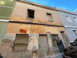 Casa En venta en Avenida Libertad, Crevillent photo 0