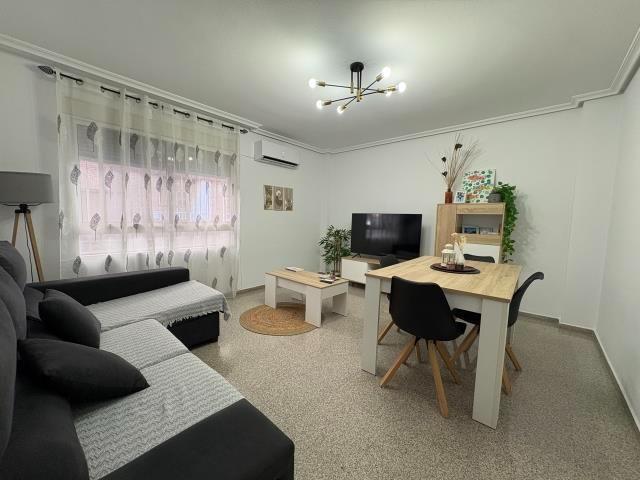 Piso En venta en Zona Sur, Crevillent photo 0