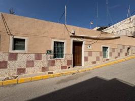 Casa En venta en Zona Norte, Crevillent photo 0