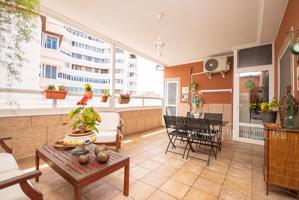  Ático En venta en Mesa Y López, Las Palmas De Gran Canaria photo 0