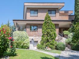 Villa En venta en Fuente Del Fresno photo 0