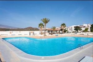 Piso En venta en Arona photo 0