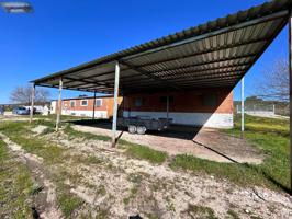 FINCA CON NAVE PARA EXPLOTACIÓN AGRARIA DE GALLINAS CAMPERAS EN MÉNTRIDA (TOLEDO) photo 0
