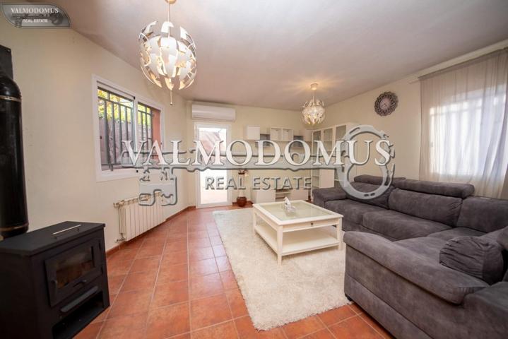 Unifamiliar Pareada En venta en Méntrida, Mentrida photo 0