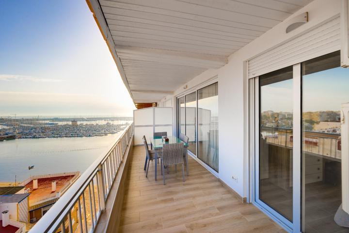 Apartamento moderno con vistas del puerto Torrevieja photo 0