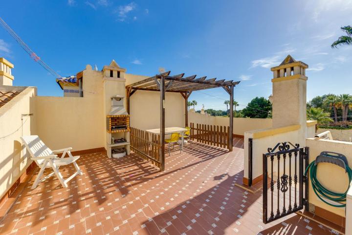 Casa De Campo En venta en Villamartin, Orihuela Costa photo 0