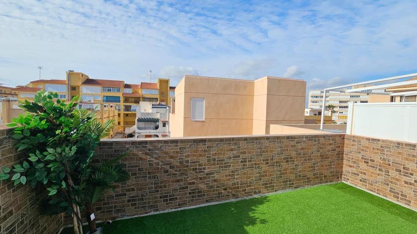 Dúplex En venta en La Mata, Torrevieja photo 0