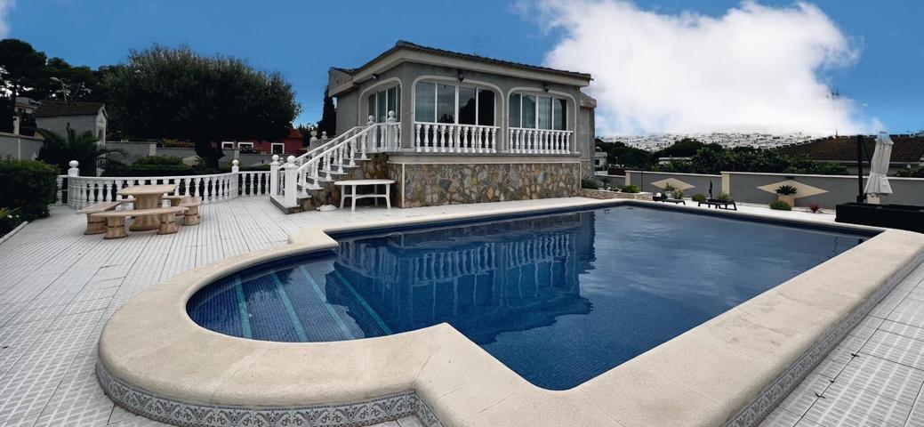 CHALET INDEPENDIENTE EN LOS BALCONES DE 267M Y 800 DE PARCELA photo 0