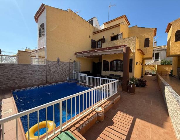 Chalet adosado con piscina en Los Frutales photo 0