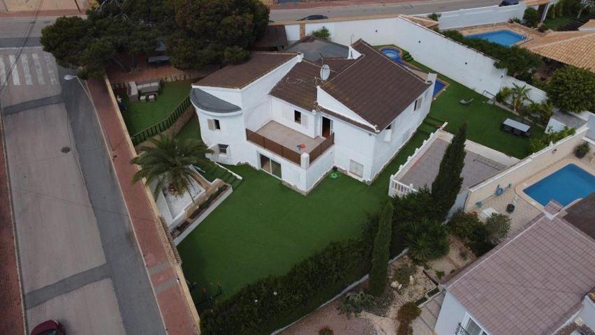 Oportunidad Chalet de 6 dormitorios y 800 m2 de parcela photo 0