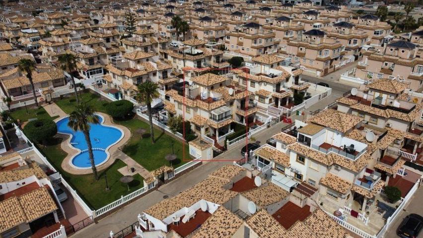 CHALET ADOSADO EN ESQUINA EN LA ZENIA photo 0