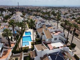 Chalet adosado en villamartin photo 0