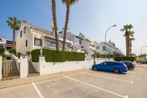 Chalet Adosado en Villamartin photo 0