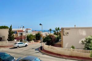 ¡Apartamento con vistas al Mar Mediterráneo a solo 400m de la playa! photo 0