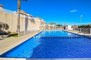 Apartamento en Lomas de Cabo Roig photo 0