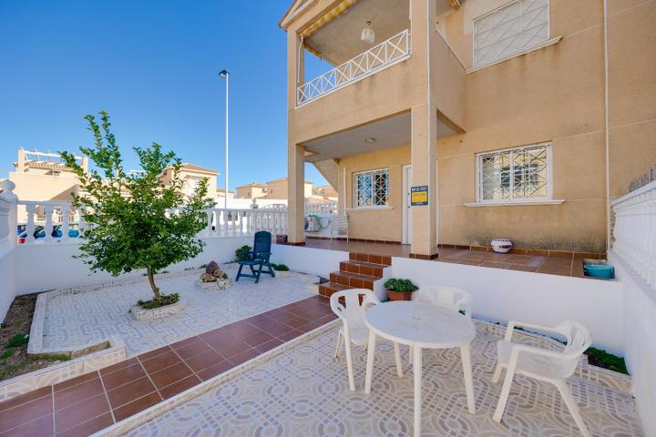 Casa De Campo En venta en Parque Acuático - Sector 25, Torrevieja photo 0