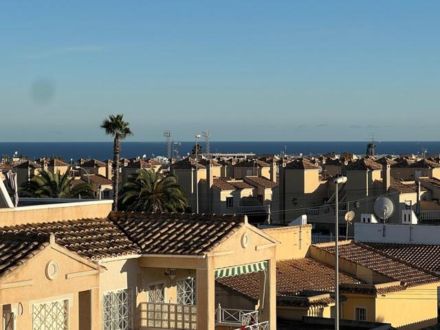Encantador Bungalow en la Última Planta con Vistas al Mar en Orihuela Costa 🌊 photo 0