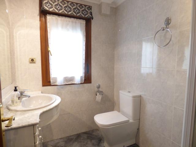 Piso En venta en Antzuola photo 0