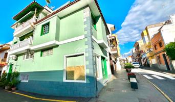 EDIFICIO con 3 apartamentos en venta en Puerto de La Cruz photo 0