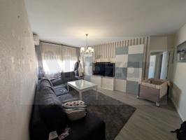 Piso En venta en Sevilla photo 0