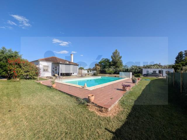 Piso En venta en Carmona photo 0