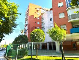 Piso En venta en Sevilla photo 0