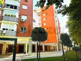 Piso En venta en Sevilla photo 0