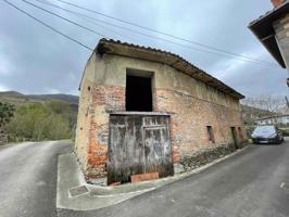 CUADRA PARA REFORMAR EN PUEBLO DE LLANES CON MUCHAS POSIBILIDADES photo 0