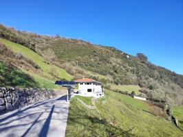IMPRESIONANTE CHALET UNIFAMILIAR CON GRAN PARCELA Y VISTAS ESPECTACULARES A 10 MINUTOS DE OVIEDO photo 0